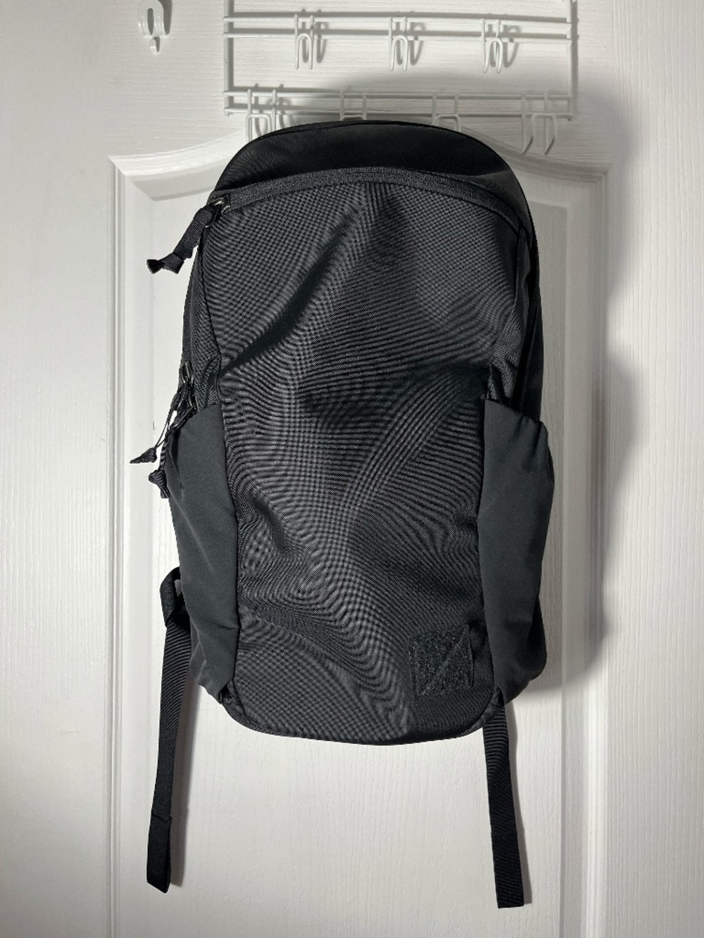 Evergoods Civic Half-zip 22 litres v3 (latest version)
